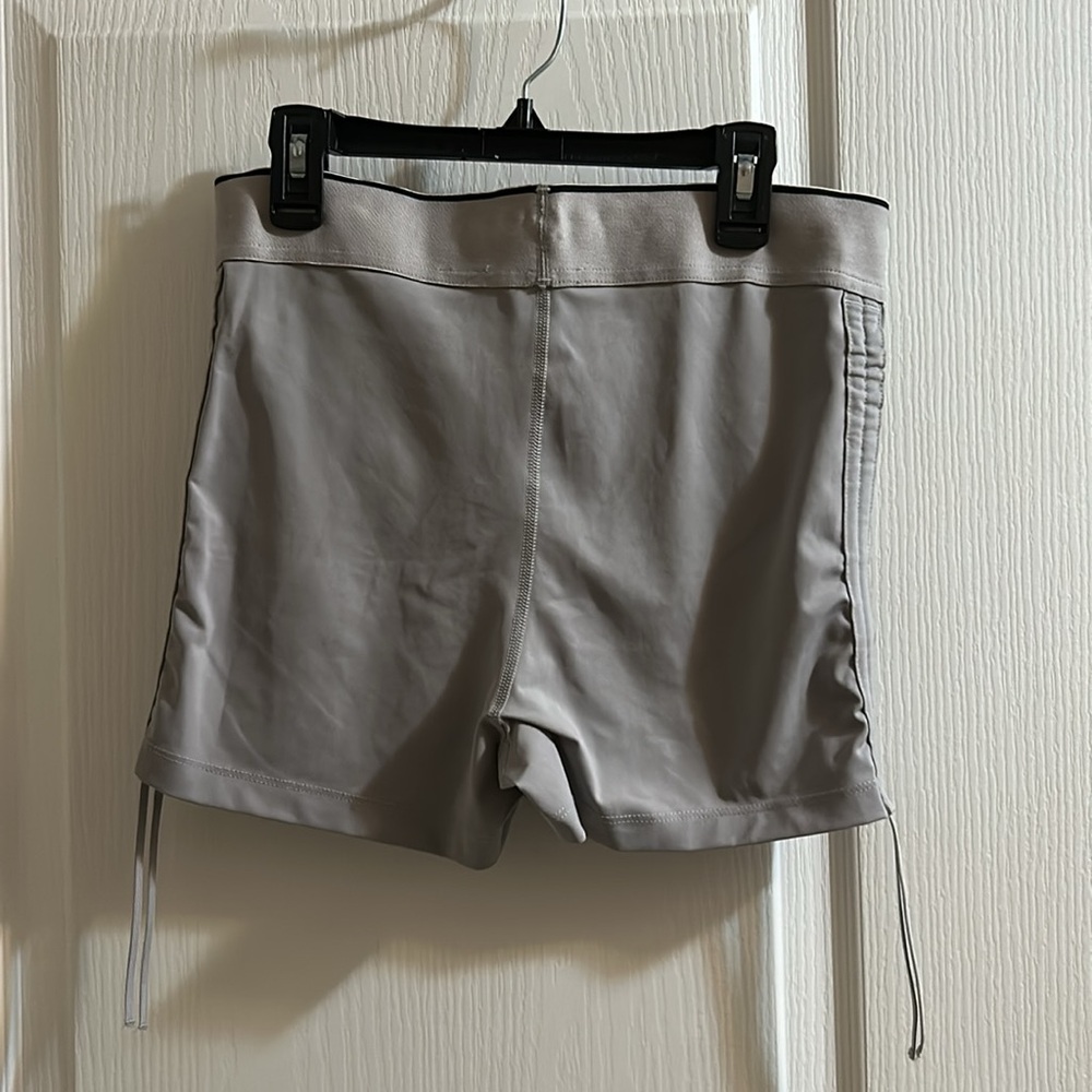 Nike Pro shorts - Picture 2 of 4